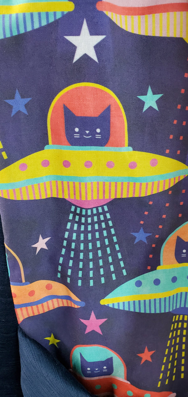 Cats in Flying Saucers: Plus Size