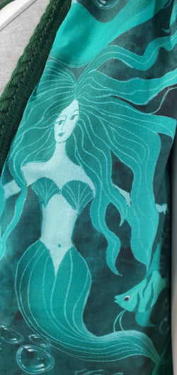 Mermaids Abound : Plus Size